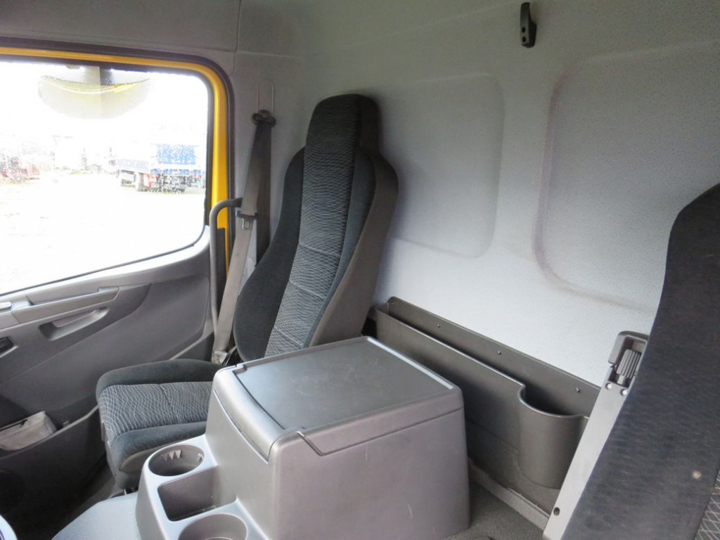 MERCEDES-BENZ Atego 1224 L Pritsche LBW - Φορτηγό μουσαμάς: φωτογραφία 2 MERCEDES-BENZ Atego 1224 L Pritsche LBW - Φορτηγό μουσαμάς: φωτογραφία 2