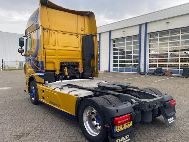 DAF XF 460 SSC, euro 6, automaat, full options , special interior, special paint, - Τράκτορας: φωτογραφία 4 DAF XF 460 SSC, euro 6, automaat, full options , special interior, special paint, - Τράκτορας: φωτογραφία 4