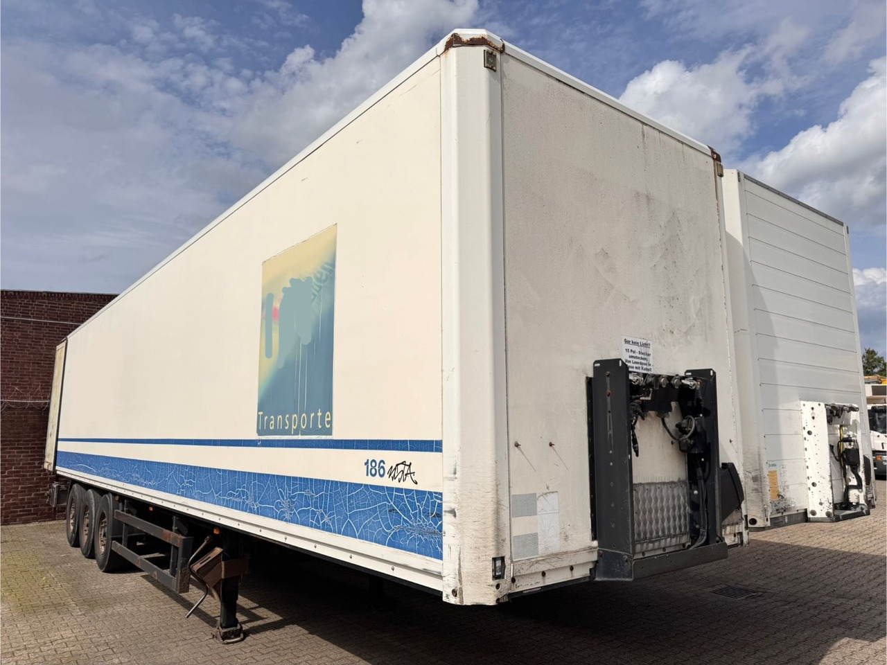 Kögel SPKH 24 Koffer 3-Achser - Επικαθήμενο κόφα: φωτογραφία 1 Kögel SPKH 24 Koffer 3-Achser - Επικαθήμενο κόφα: φωτογραφία 1