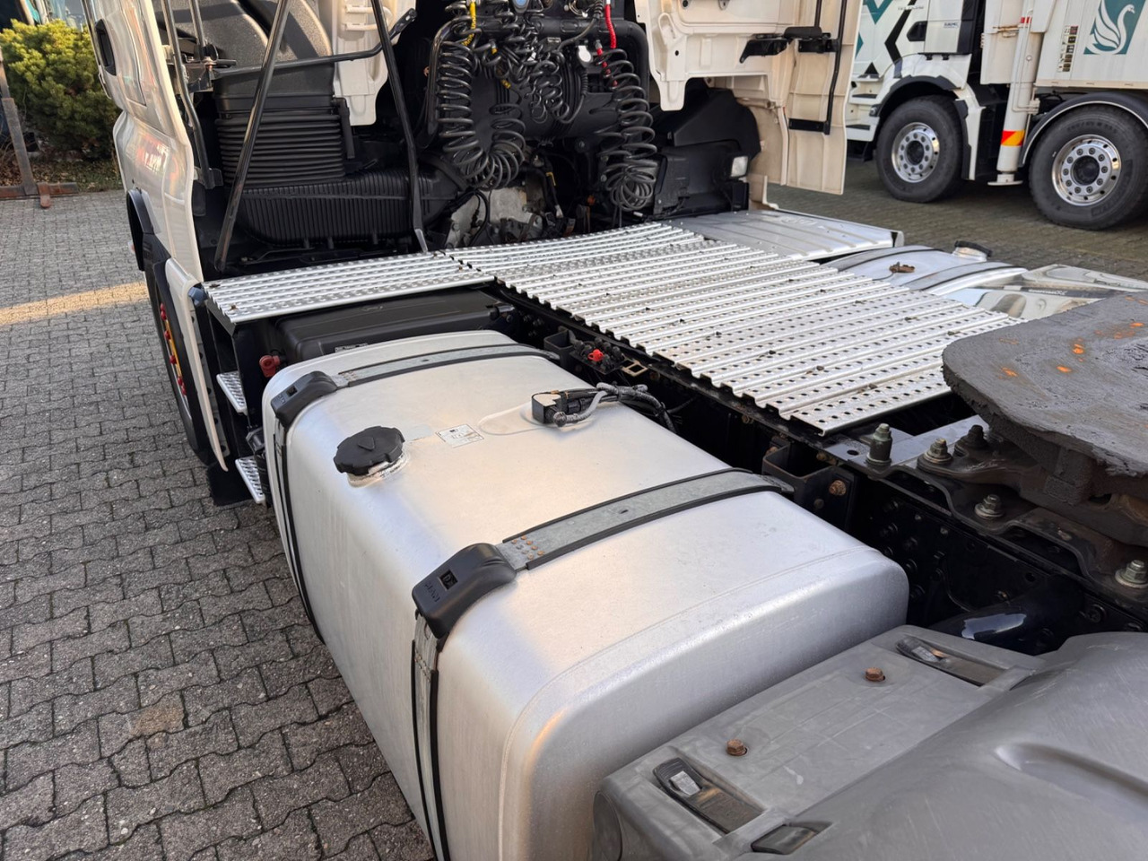 MAN TGX 18.460 4x2 BLS XXL Standklima - Τράκτορας: φωτογραφία 5 MAN TGX 18.460 4x2 BLS XXL Standklima - Τράκτορας: φωτογραφία 5