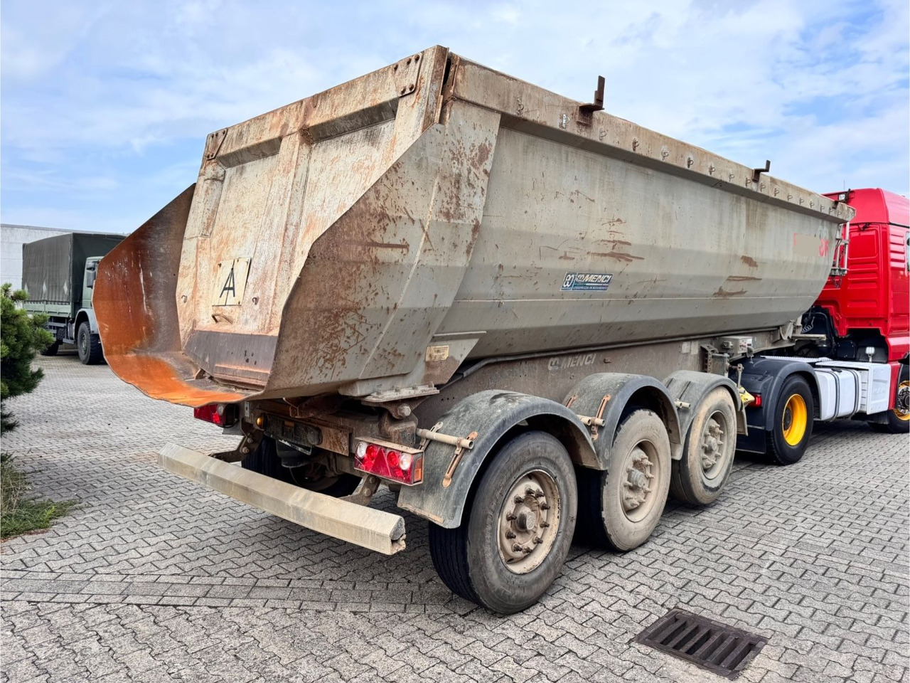 Menci SA700R Kipper Mulde 27m³ Lift Stahl Stück - Επικαθήμενο ανατρεπόμενο: φωτογραφία 5 Menci SA700R Kipper Mulde 27m³ Lift Stahl Stück - Επικαθήμενο ανατρεπόμενο: φωτογραφία 5