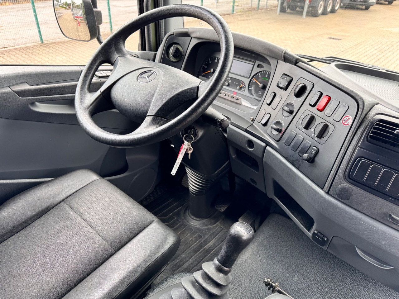 Μικρό φορτηγό με καρότσα Mercedes-Benz 1018 Atego 4x4 Allrad  Camper: φωτογραφία 10