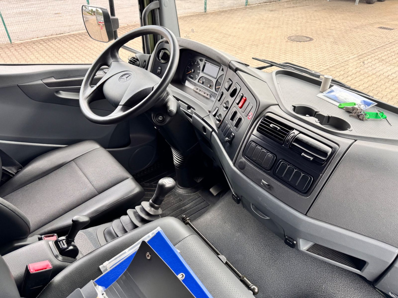 Μικρό φορτηγό με καρότσα Mercedes-Benz 1018 Atego 4x4 Allrad  Camper: φωτογραφία 9