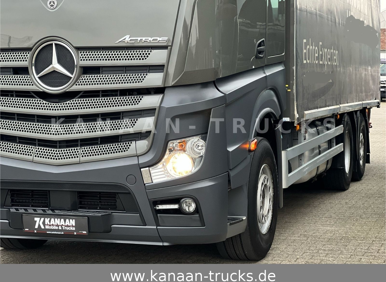 Mercedes-Benz 2548 Actros 6x2 Pritsche Moffet Mitnahme stapler - Φορτηγό μουσαμάς: φωτογραφία 4 Mercedes-Benz 2548 Actros 6x2 Pritsche Moffet Mitnahme stapler - Φορτηγό μουσαμάς: φωτογραφία 4
