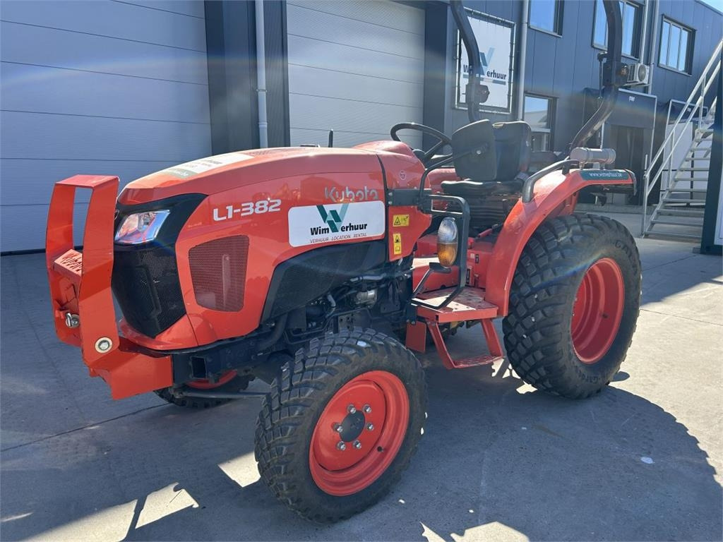 Kubota L1-382 (5283) - Δημοτικό τρακτέρ: φωτογραφία 2 Kubota L1-382 (5283) - Δημοτικό τρακτέρ: φωτογραφία 2