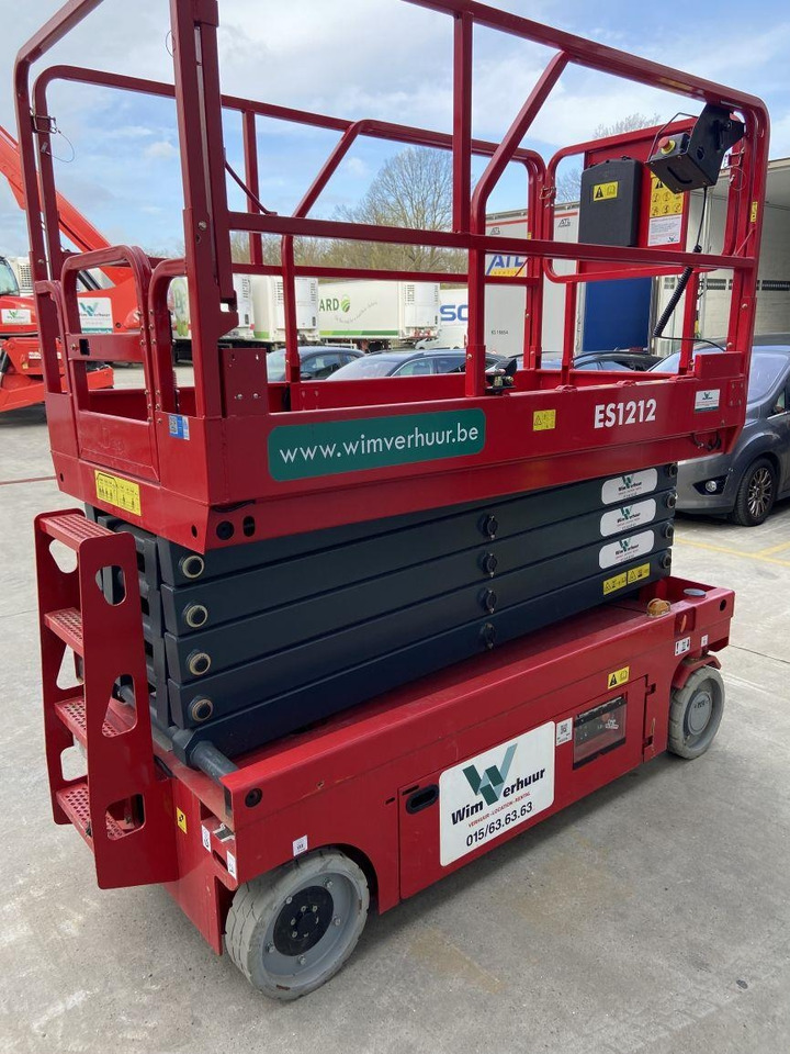 Magni ES1212AC (6444) - Ψαλιδωτό ανυψωτικό: φωτογραφία 5 Magni ES1212AC (6444) - Ψαλιδωτό ανυψωτικό: φωτογραφία 5