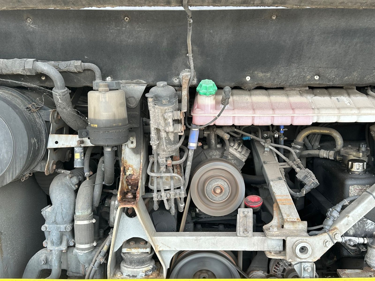 Neoplan P25 Trendliner 3516ÜC Klimaanlage*WC*57 Sitze Neoplan P25 Trendliner 3516ÜC Klimaanlage*WC*57 Sitze - Πούλμαν: φωτογραφία 3 Neoplan P25 Trendliner 3516ÜC Klimaanlage*WC*57 Sitze Neoplan P25 Trendliner 3516ÜC Klimaanlage*WC*57 Sitze - Πούλμαν: φωτογραφία 3