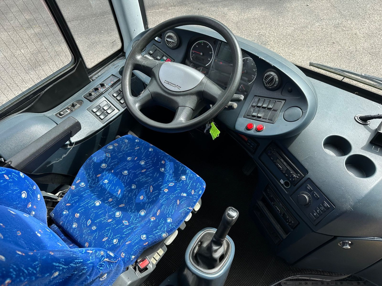 Neoplan P25 Trendliner 3516ÜC Klimaanlage*WC*57 Sitze Neoplan P25 Trendliner 3516ÜC Klimaanlage*WC*57 Sitze - Πούλμαν: φωτογραφία 5 Neoplan P25 Trendliner 3516ÜC Klimaanlage*WC*57 Sitze Neoplan P25 Trendliner 3516ÜC Klimaanlage*WC*57 Sitze - Πούλμαν: φωτογραφία 5