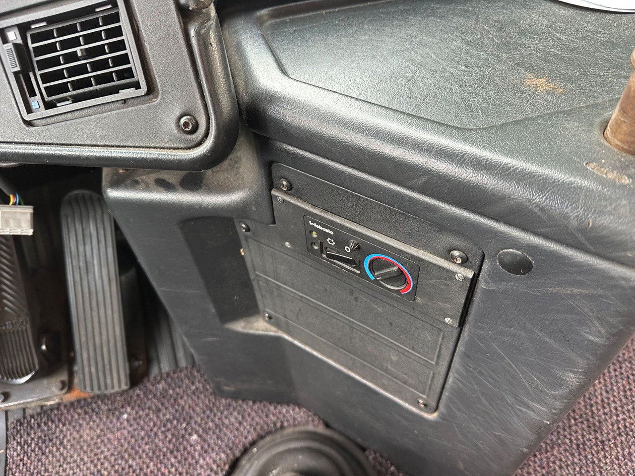 Προαστιακό λεωφορείο Setra S 315 UL (56 Sitze*Klima*Schalt*TOP): φωτογραφία 15 Προαστιακό λεωφορείο Setra S 315 UL (56 Sitze*Klima*Schalt*TOP): φωτογραφία 15