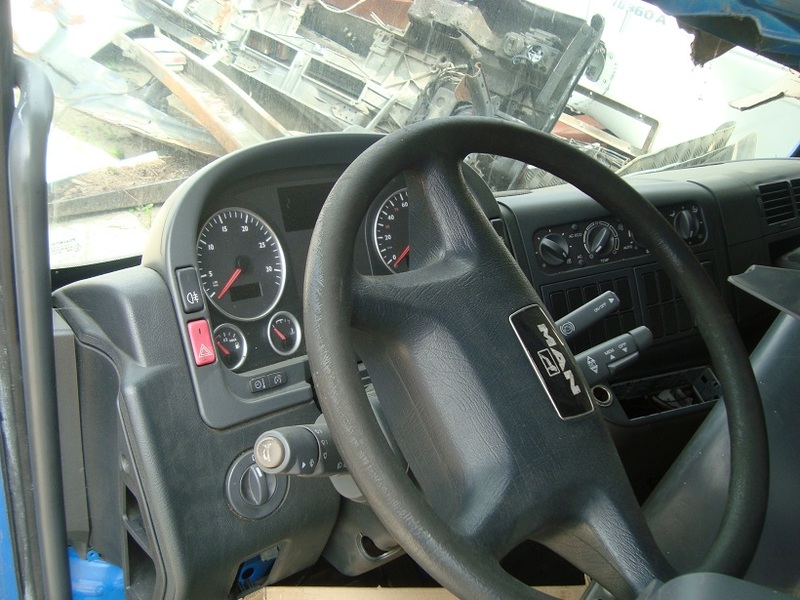 MAN TGL 8.180 10.250 12.240 12.250 12.280 - Καμπίνα: φωτογραφία 5 MAN TGL 8.180 10.250 12.240 12.250 12.280 - Καμπίνα: φωτογραφία 5