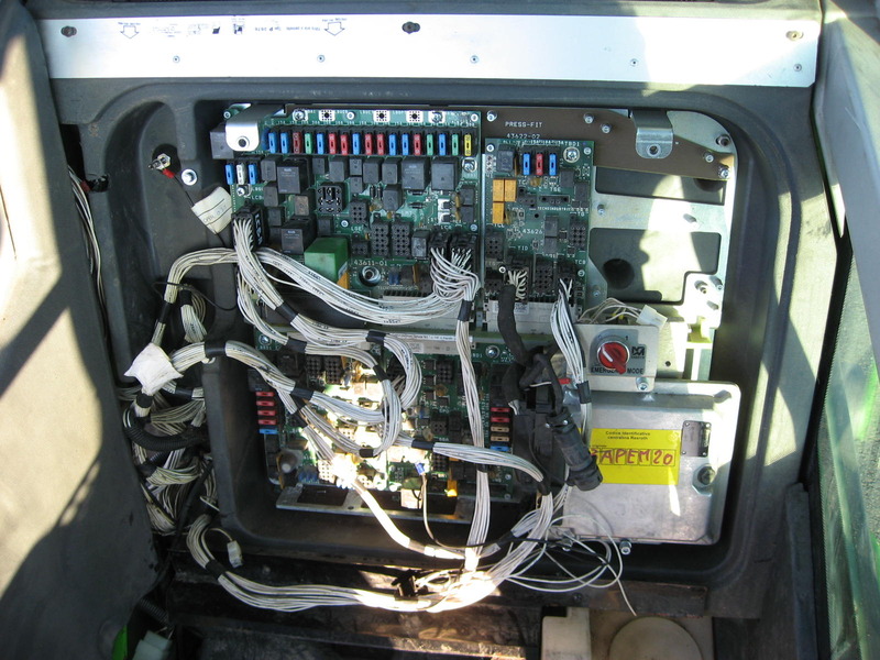 MERLO komplette Kabine, complete cabin, cabine complète, Полный кабины The photo is illustrative! Various cab models still in stock. We need a VIN + SAV number to correctly identify the cabin Your Merlo. - Καμπίνα για Τηλεσκοπικός φορτωτής: φωτογραφία 2 MERLO komplette Kabine, complete cabin, cabine complète, Полный кабины The photo is illustrative! Various cab models still in stock. We need a VIN + SAV number to correctly identify the cabin Your Merlo. - Καμπίνα για Τηλεσκοπικός φορτωτής: φωτογραφία 2